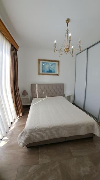 Isabella Court Townhouse Near Venus Beach And Lidl Paphos Exterior foto